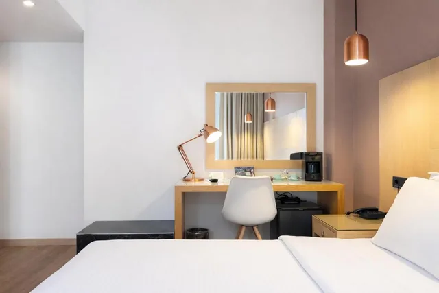 غرفة ديلوكس بسرير كوين، Areos Hotel 7/9