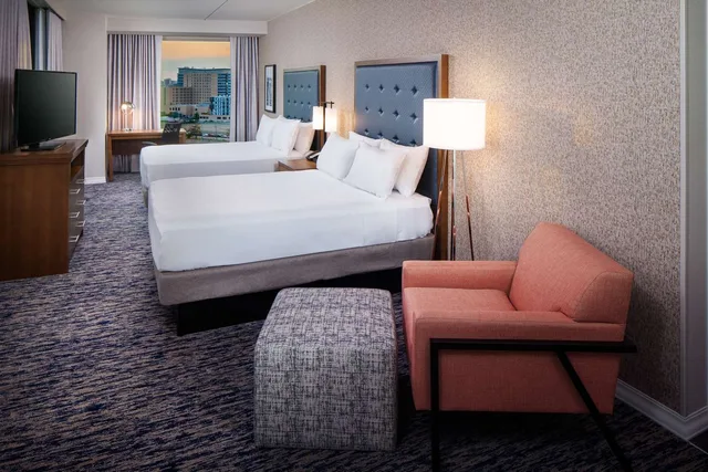 1 Bedroom, Suite, 2 Queen Beds, Water View، Homewood Suites By Hilton Boston Seaport Ma 3/6