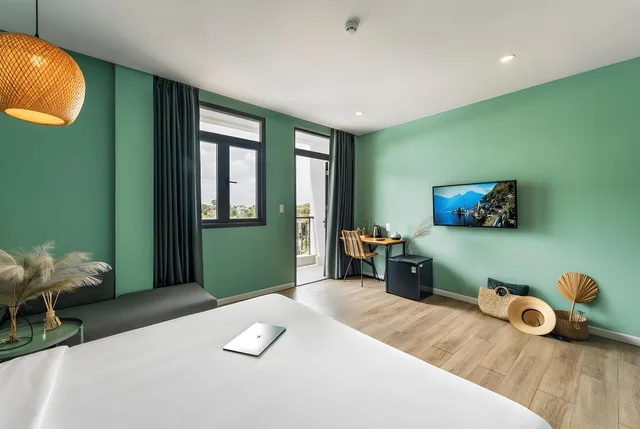 غرفة ديلوكس بشرفة، Leaf Hotel Phu Quoc 1/1