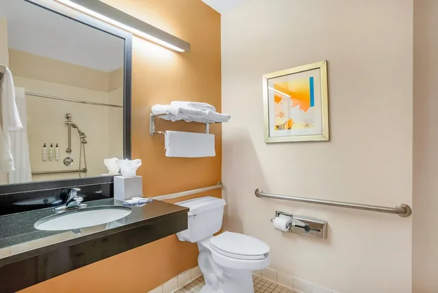 غرفة قياسية بسريرين مزدوجين، Sleep Inn & Suites Pensacola - University Area 10/10