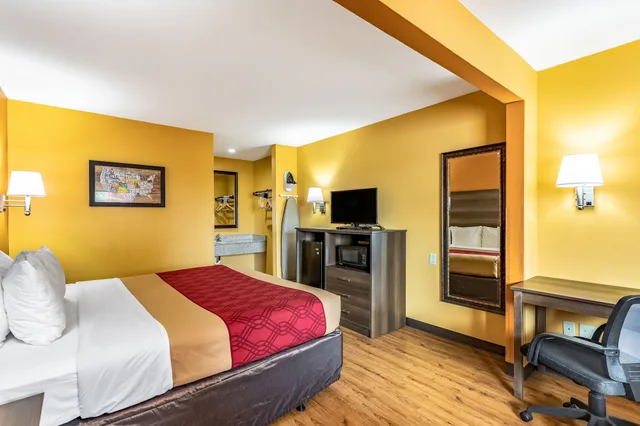 غرفة قياسية بسريرين مزدوجين للمدخنين، Econo Lodge Kingsland 2/4
