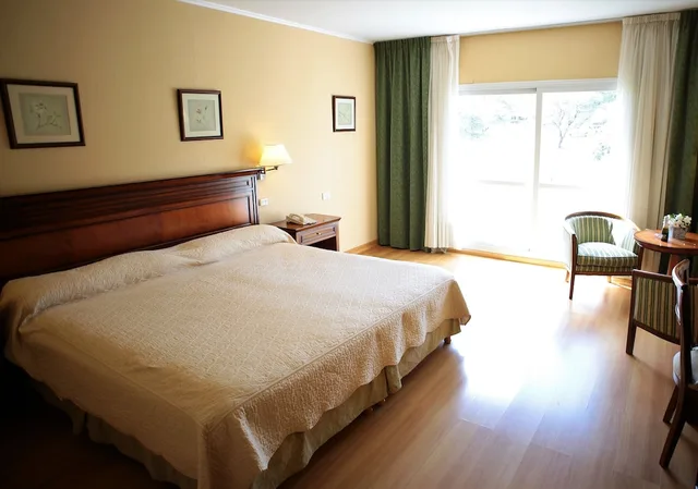 غرفة بسرير كينج، Howard Johnson by Wyndham, Villa General Belgrano 1/1