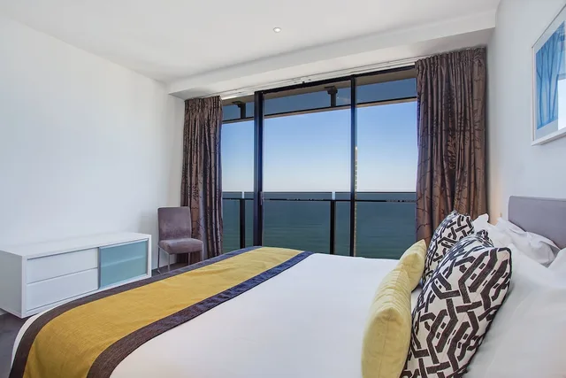 2 Bedrooms, Ocean, Spa, Apartment, Queen and Twin Beds، Mantra Circle on Cavill Surfers Paradise 1/8