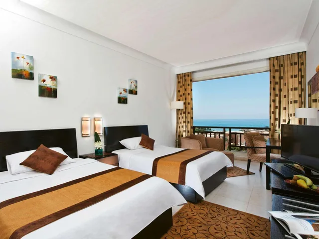 غرفة سوبيريور بسرير فردي بإطلالة على البحر، Movenpick Resort El Sokhna 3/10