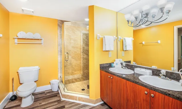 جناح ديلوكس بسرير كينج بغرفة نوم واحدة، Mizner Place At Weston Town Center 8/10