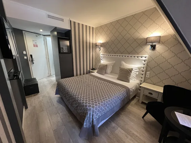 غرفة كومفورت بسريرين منفصلين، Hotel Le Trophee 5/10