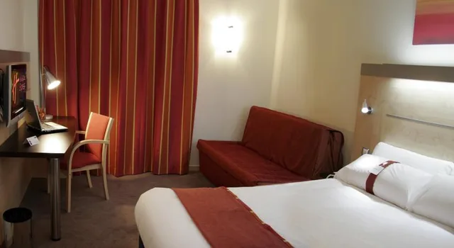 غرفة قياسية بسرير مزدوج، Holiday Inn Express Sant Cugat 1/3
