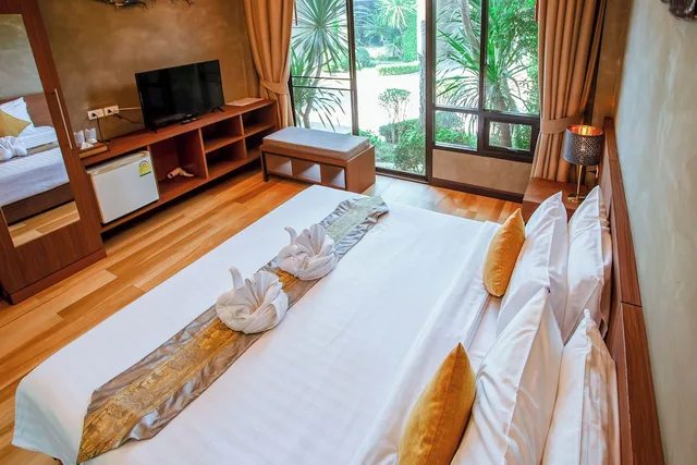 Garden Villa, Deluxe, King and Twin Beds، Blue River Resort 5/10