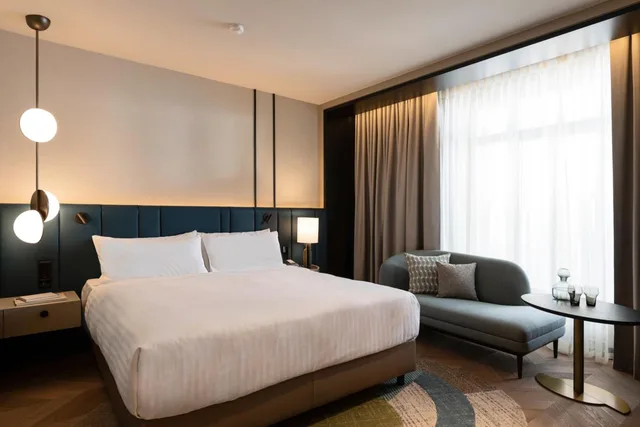 جناح جونيور عائلي مع دخول صالة النادي، Luxembourg Marriott Hotel Alfa 1/4