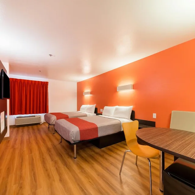 Room, Quadruple, Motel6 Fort Worth, TX - North - Saginaw 4/10
