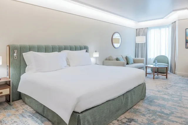 جناح جونيور بسرير كينج مع أريكة في طابق مرتفع، Crowne Plaza Porto 4/10