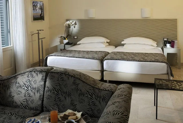 جناح جونيور بسريرين منفصلين، Hotel Garibaldi 7/7