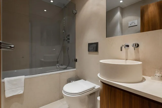Studio, Presidential Apartments - Kensington 9/10