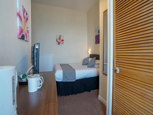 استوديو بسرير مزدوج بإطلالة، Oyo Shanklin Beach Hotel 6/6