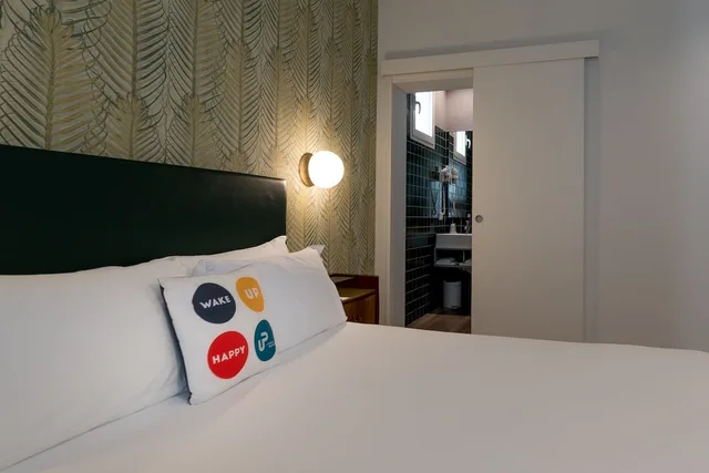 غرفة سوبيريور بسرير مزدوج وسرير بطابقين، Up Hotel 5/6