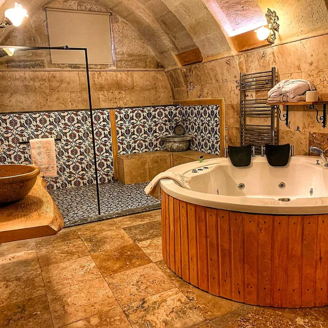 جناح بسرير كينج بجاكوزي، Rose Valley House 6/8