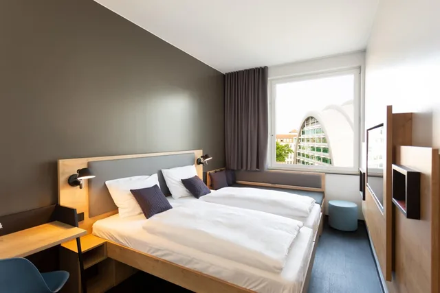 غرفة ثلاثية، Aletto Kudamm Hotel Hostel 4/10