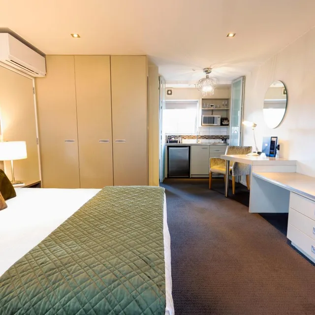 استوديو بزنس بسرير كينج، Airport Gateway Motor Lodge 7/10