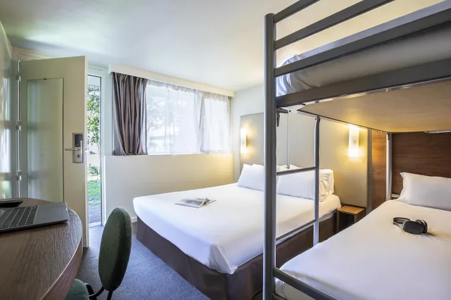 Standard, Multiple Beds، Campanile Rouen Sud - Cleon Elbeuf 3/4