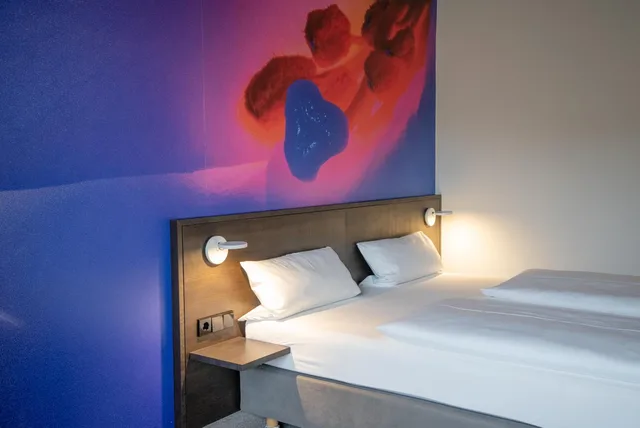 غرفة كبيرة بسرير كينج، Qubixx StadtMitteHotel 9/10