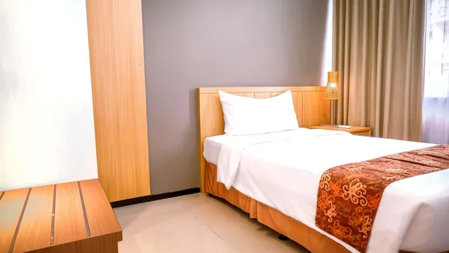 جناح جونيور بثلاثة أسرّة، Golden Tulip Balikpapan Hotel and Suites 3/5