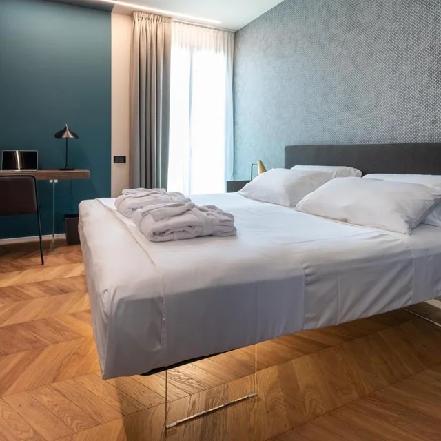 Suite, Demo Hotel Design Emotion 1/3