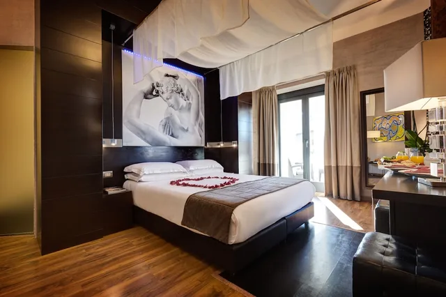 جناح بسرير مزدوج بشرفة، Dharma Luxury Hotel & Spa 4/9
