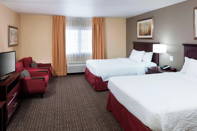 studio, 2 queen beds, Towneplace Suites Texarkana 1/6