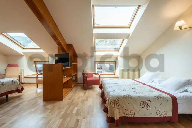 Superior, Family, Double and Twin Beds, Bonavida 1/1
