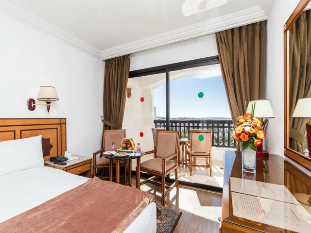 غرفة تنفيذية بإطلالة على المسبح، Royal Mirage Hotel Agadir 9/10