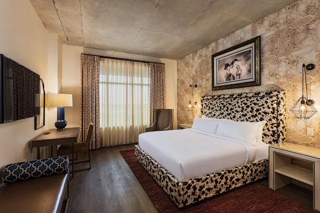 غرفة بسرير كينج، Brownwood Hotel & Spa 1/1