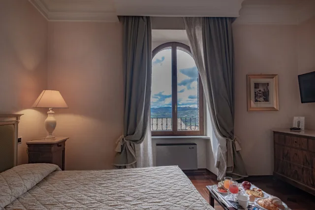 غرفة سوبيريور ديلوكس بسرير كوين، Relais Ducale 5/8