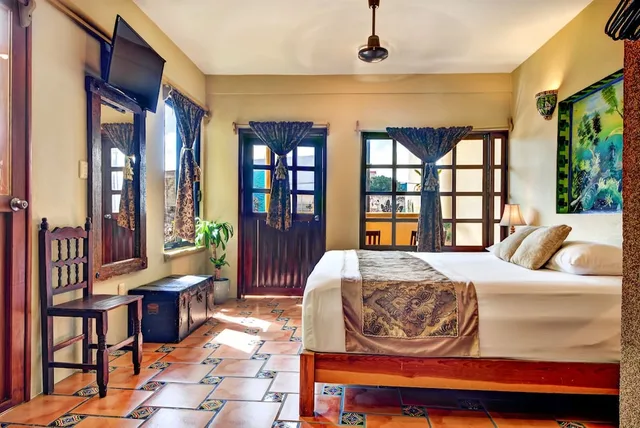 غرفة بسرير كينج بشرفة، Hotel Cielo, Playa del Carmen 6/9