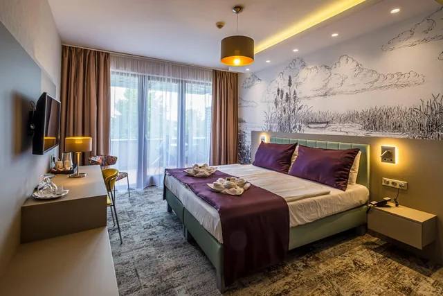 غرفة ديلوكس بسرير كوين بشرفة، Silver Resort Balatonfüred 1/1