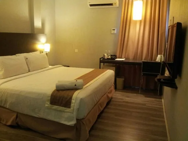 غرفة تنفيذية بسرير كينج، The Leverage Business Hotel (Rawang) 2/10