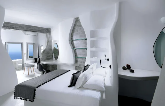 جناح شهر العسل بسرير كينج بإطلالة على البحر مع أريكة بحوض جاكوزي، Tholos Resort 5/5