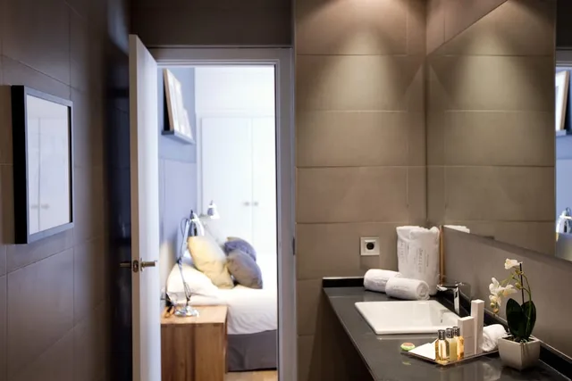 3 Bedrooms, Apartment, 2 Double and Twin Beds, Sofa، Apartments Sixtyfour 5/5