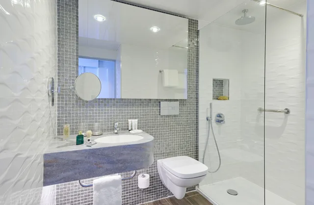 غرفة بسرير كينج، The Eliott Hotel 2/3