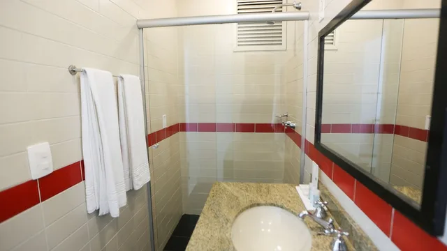 غرفة سوبيريور بسريرين منفصلين، Bristol Metropolitan Curitiba Centro Hotel 3/3