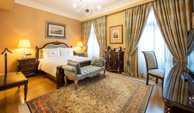 جناح رئاسي بسرير كينج مع أريكة، Pera Palace Hotel 1/2