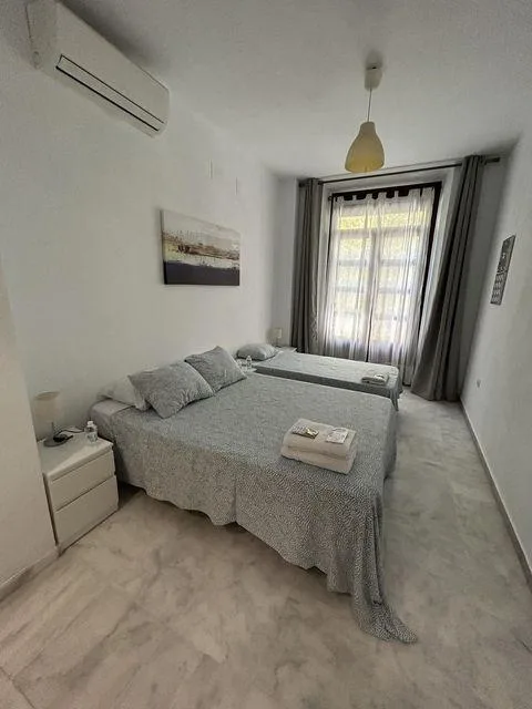 غرفة قياسية ثلاثية بإطلالة على المدينة، The Spot Central Hostel 1/1