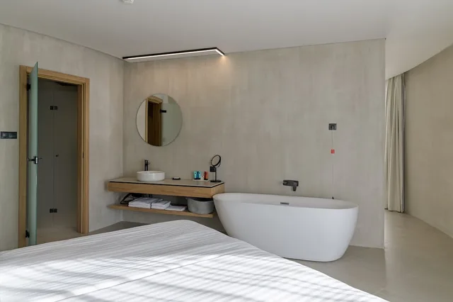 استوديو بريميوم بانورامي ركني بسرير كينج بإطلالة، Ensana Aquahouse Health Spa Hotel 3/3
