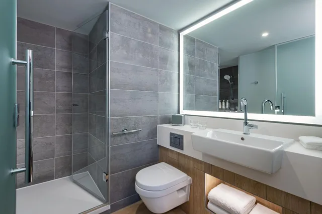 غرفة قياسية بسرير كينج، Courtyard by Marriott Paris Charles de Gaulle Central Airport 9/10