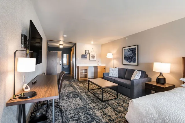 Suite, 2 Queen Beds, City View, Sofa, Four Points By Sheraton Elkhart 2/4