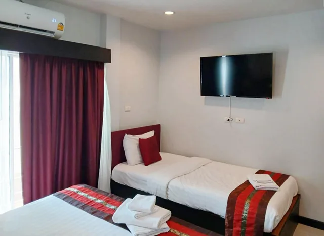 غرفة ثلاثية بشرفة، Sunny Beach Hotel 5/10