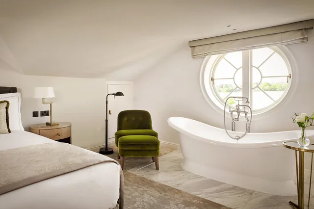 1 Bedroom, Suite, King Bed, Main House، The Langley, a Luxury Collection Hotel, Buckinghamshire 5/6