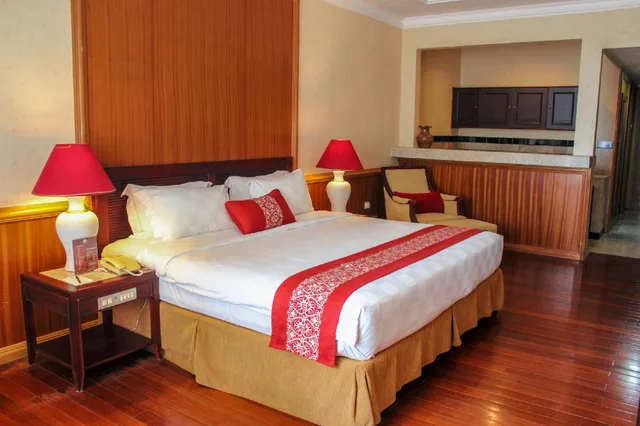 Junior Suite, King Bed, GRAN SENYIUR HOTEL 1/2