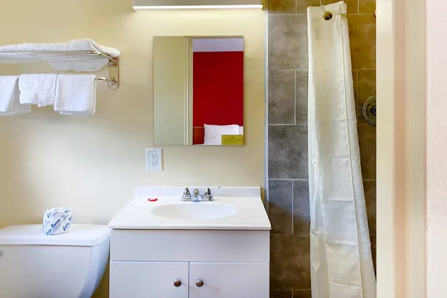 غرفة بسريرين كوين للمدخنين، OYO Hotel North Lima OH - Boardman 9/10