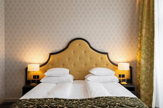 جناح جونيور، Thon Hotel Vasa 5/10