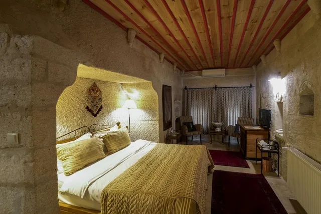 جناح شهر العسل، Tekkaya Cave Hotel 1/1